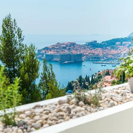 Labonne Ντουμπρόβνικ